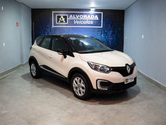 RENAULT CAPTUR 1.6 16V SCE FLEX LIFE X-TRONIC RENAULT CAPTUR 1.6 16V SCE FLEX LIFE X-TRONIC
